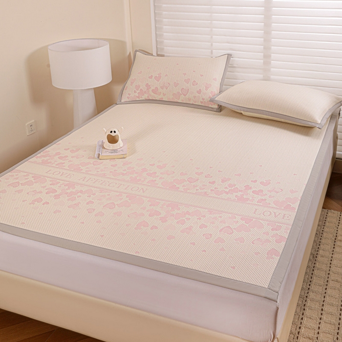 91家纺网 家纺一手货源 找家纺 富馨莱 2026新款PE乙纶高克重冰豆豆席凉感凉席单件席子平铺款学生宿舍支持一件定制尺寸 爱意满满-粉