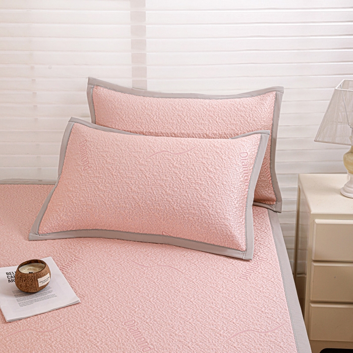 91家纺网 家纺一手货源 找家纺 富馨莱 2026新款PE乙纶高克重冰豆豆席凉感凉席单件席子平铺款学生宿舍支持一件定制尺寸 寻意-粉