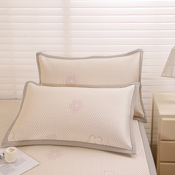 91家纺网 家纺一手货源 找家纺 富馨莱 2026新款PE乙纶高克重冰豆豆席凉感凉席单件席子平铺款学生宿舍支持一件定制尺寸 花儿朵朵