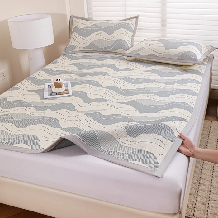 91家纺网 家纺一手货源 找家纺 富馨莱 2026新款PE乙纶高克重冰豆豆席凉感凉席单件席子平铺款学生宿舍支持一件定制尺寸 波纹-蓝灰