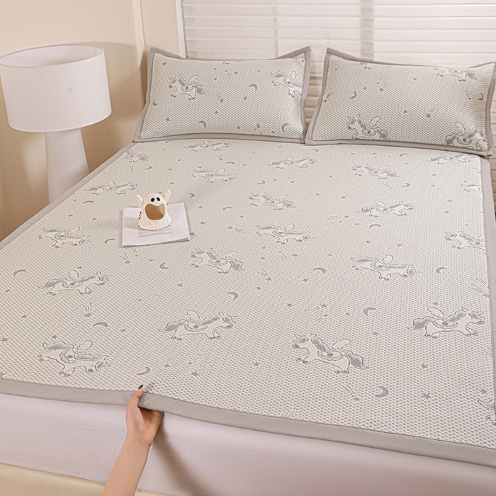 91家纺网 家纺一手货源 找家纺 富馨莱 2026新款PE乙纶高克重冰豆豆席凉感凉席单件席子平铺款学生宿舍支持一件定制尺寸 小飞马