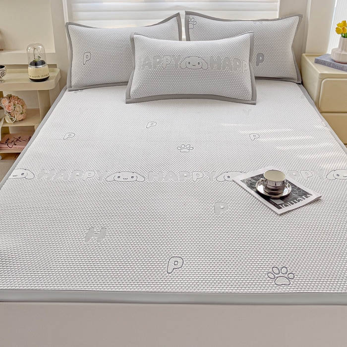 91家纺网 家纺一手货源 找家纺 富馨莱 2026新款PE乙纶高克重冰豆豆席凉感凉席单件席子平铺款学生宿舍支持一件定制尺寸 呆呆狗