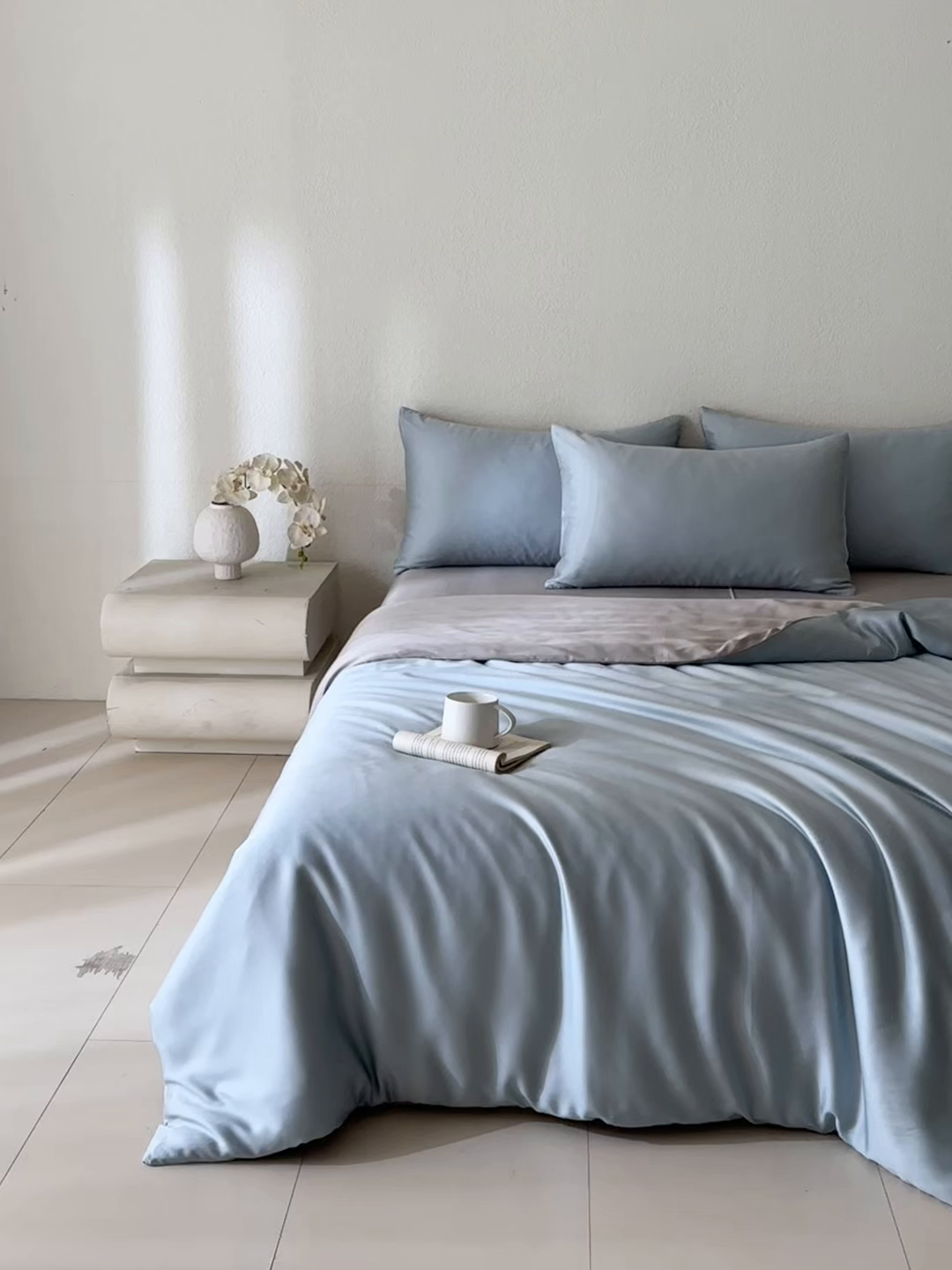 91家纺网 家纺一手货源 找家纺 禾时 2026新款60支奥地利兰精双拼纯色天丝四件套 映霜兰-霜华银