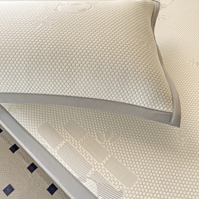 91家纺网 家纺一手货源 找家纺 富馨莱 2026新款PE乙纶高克重冰豆豆席凉感凉席单件席子平铺款学生宿舍支持一件定制尺寸 熊猫嘟嘟-灰