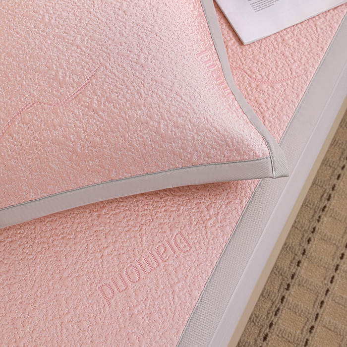 91家纺网 家纺一手货源 找家纺 富馨莱 2026新款PE乙纶高克重冰豆豆席凉感凉席单件席子平铺款学生宿舍支持一件定制尺寸 寻意-粉