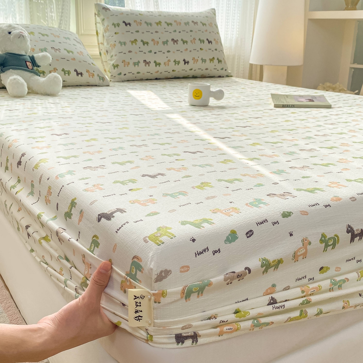 91家纺网 家纺一手货源 找家纺 眠势力 2026新款双层纱床笠单件云感皱皱纱床罩三件套床垫保护套 幸运小马