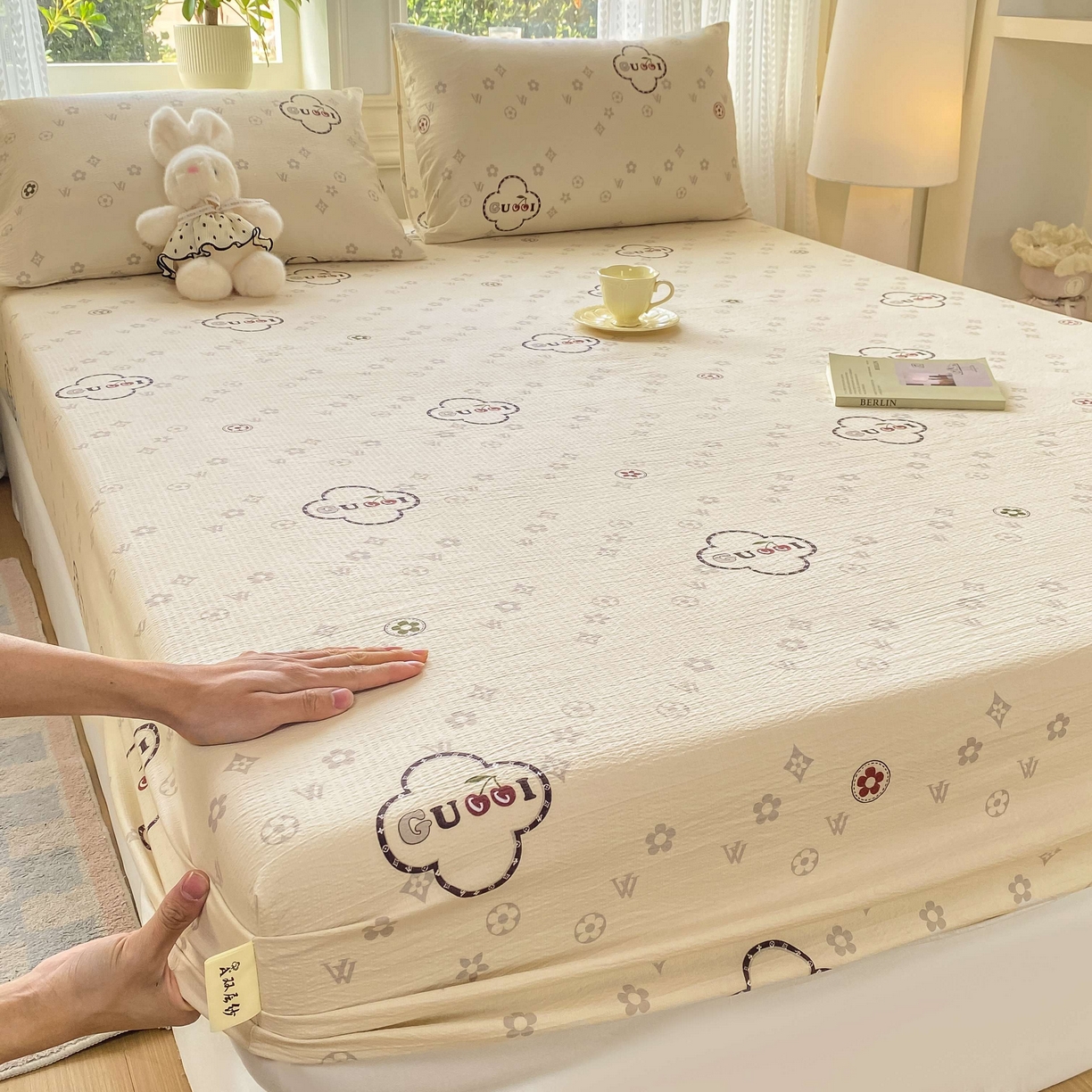 91家纺网 家纺一手货源 找家纺 眠势力 2026新款双层纱床笠单件云感皱皱纱床罩三件套床垫保护套 向云端