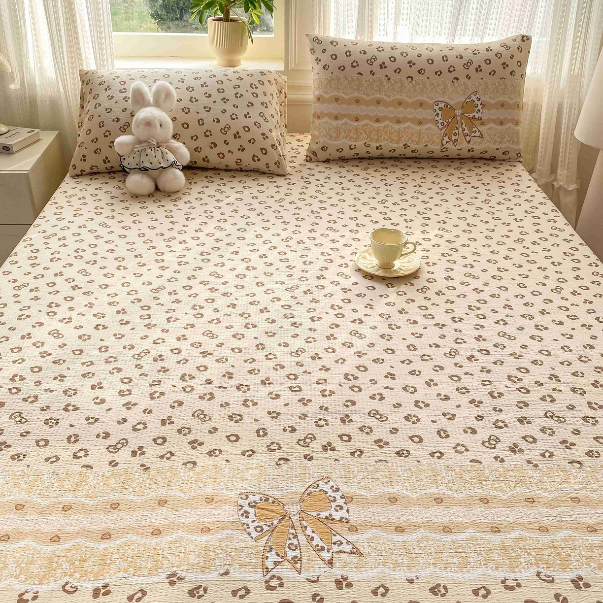 91家纺网 家纺一手货源 找家纺 眠势力 2026新款双层纱床笠单件云感皱皱纱床罩三件套床垫保护套 金蝶逐影