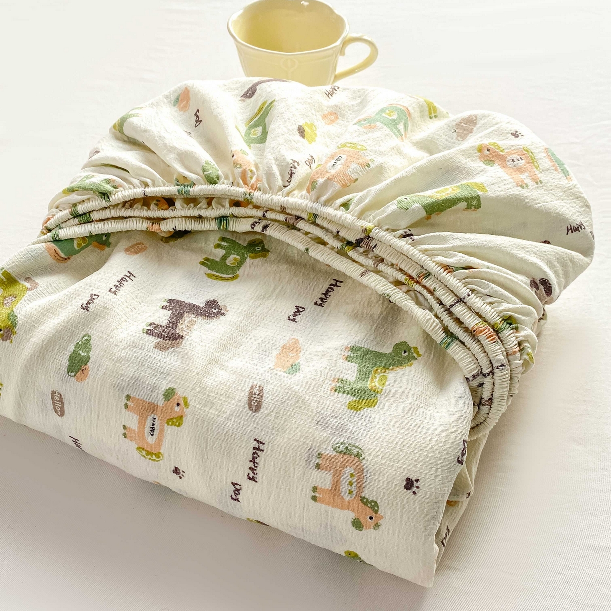 91家纺网 家纺一手货源 找家纺 眠势力 2026新款双层纱床笠单件云感皱皱纱床罩三件套床垫保护套 幸运小马