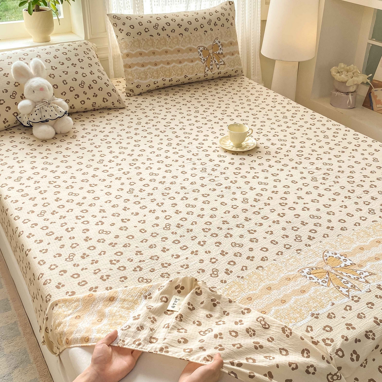 91家纺网 家纺一手货源 找家纺 眠势力 2026新款双层纱床笠单件云感皱皱纱床罩三件套床垫保护套 金蝶逐影