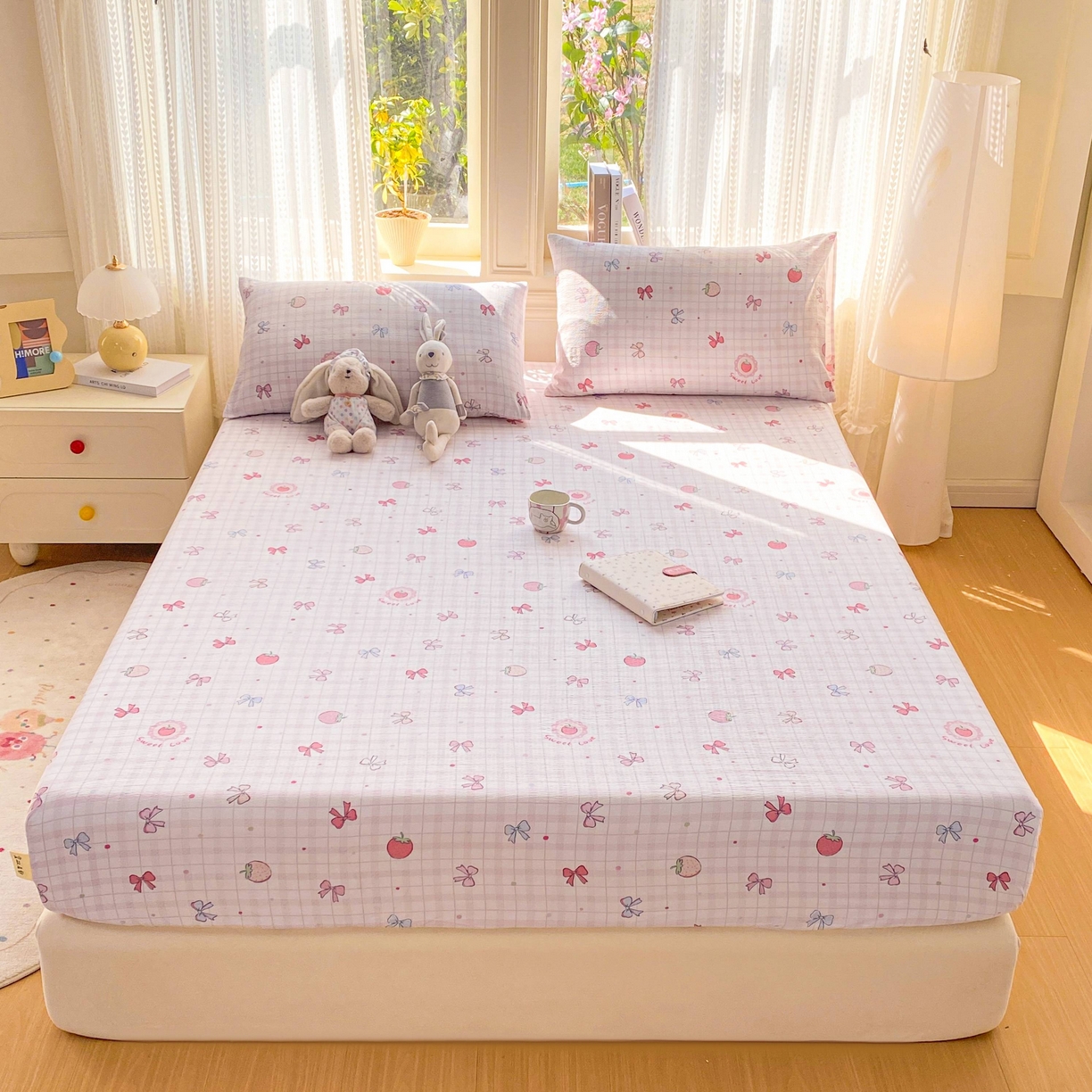 91家纺网 家纺一手货源 找家纺 眠势力 2026新款双层纱床笠单件云感皱皱纱床罩三件套床垫保护套 草莓蝴蝶结