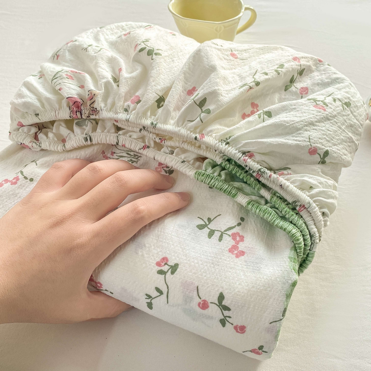 91家纺网 家纺一手货源 找家纺 眠势力 2026新款双层纱床笠单件云感皱皱纱床罩三件套床垫保护套 青樱兔语