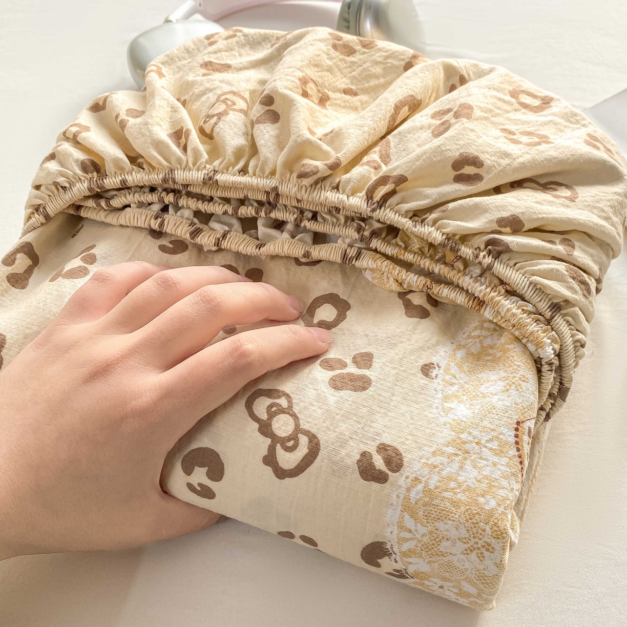 91家纺网 家纺一手货源 找家纺 眠势力 2026新款双层纱床笠单件云感皱皱纱床罩三件套床垫保护套 金蝶逐影