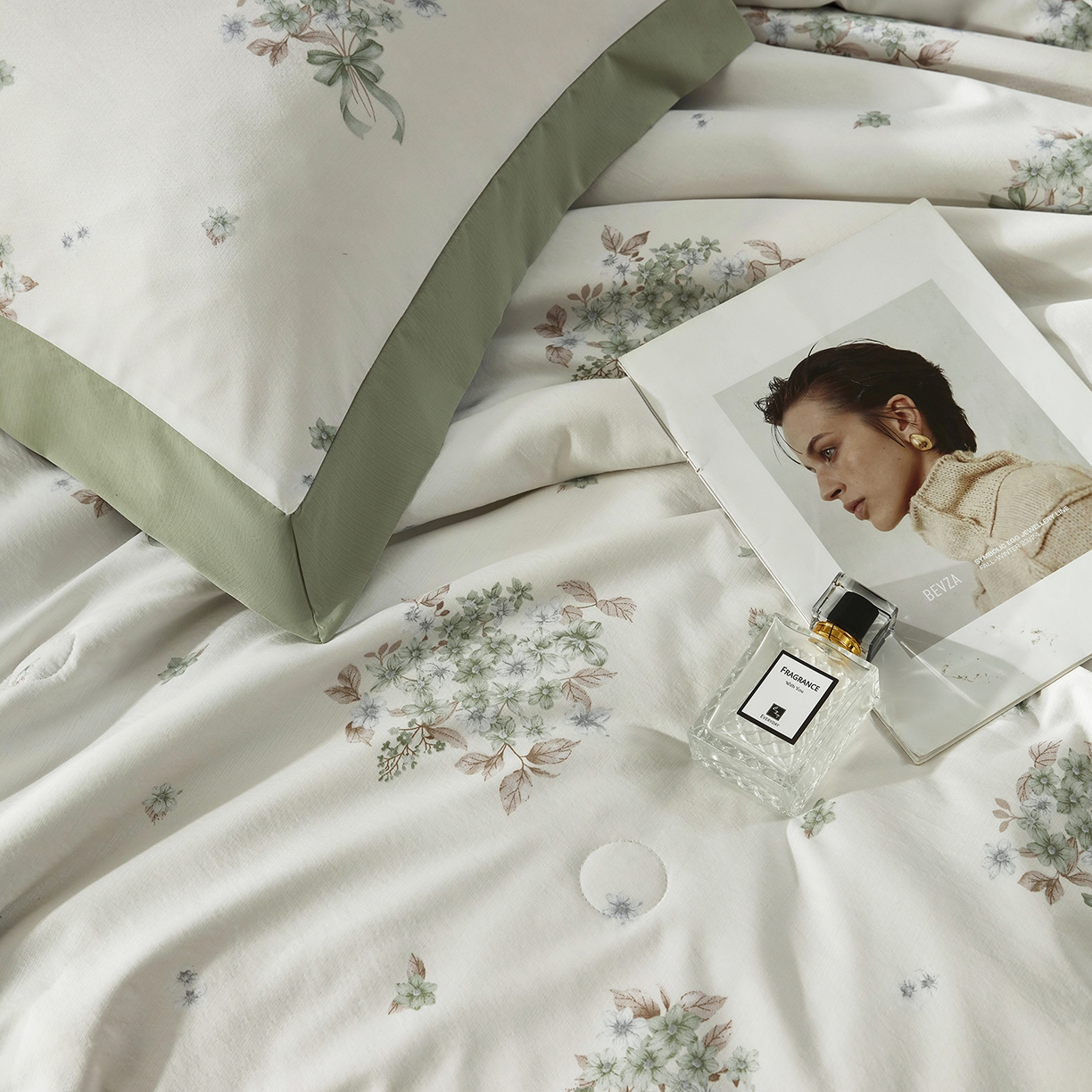 91家纺网 家纺一手货源 找家纺 网客家纺 2026新款A类凉感天丝棉夏被四件套 花束米