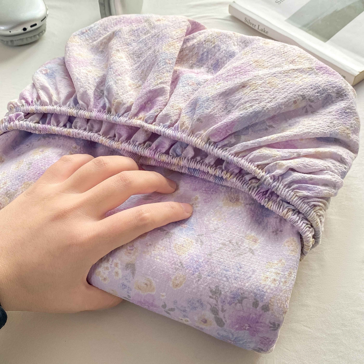 91家纺网 家纺一手货源 找家纺 眠势力 2026新款双层纱床笠单件云感皱皱纱床罩三件套床垫保护套 紫雾花汀