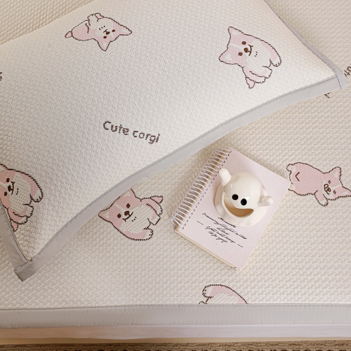 91家纺网 家纺一手货源 找家纺 富馨莱 2026新款PE乙纶高克重冰豆豆席凉感凉席单件席子平铺款学生宿舍支持一件定制尺寸 小狗-柯基