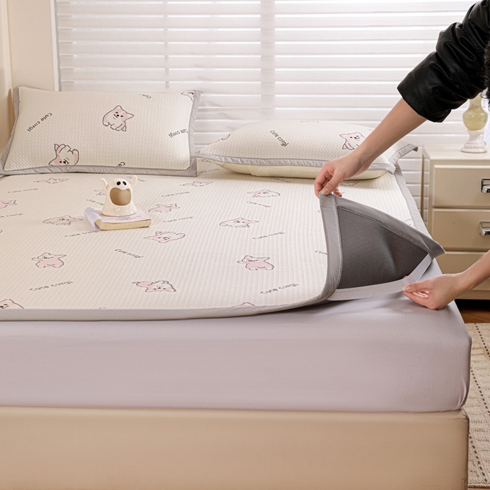 91家纺网 家纺一手货源 找家纺 富馨莱 2026新款PE乙纶高克重冰豆豆席凉感凉席单件席子平铺款学生宿舍支持一件定制尺寸 小狗-柯基