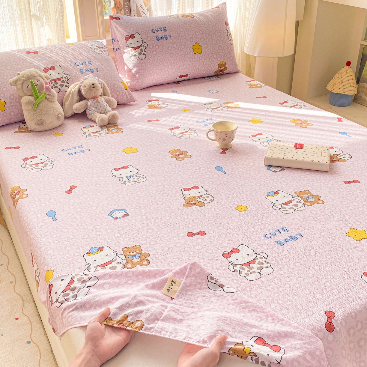 91家纺网 家纺一手货源 找家纺 眠势力 2026新款双层纱床笠单件云感皱皱纱床罩三件套床垫保护套 哈喽猫咪