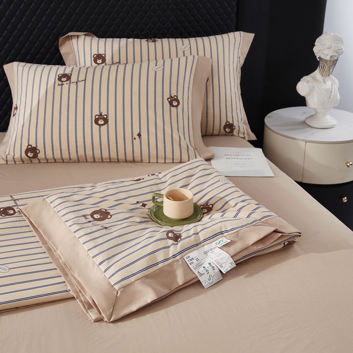 91家纺网 家纺一手货源 找家纺 网客家纺 2026新款A类凉感天丝棉夏被四件套 开心熊