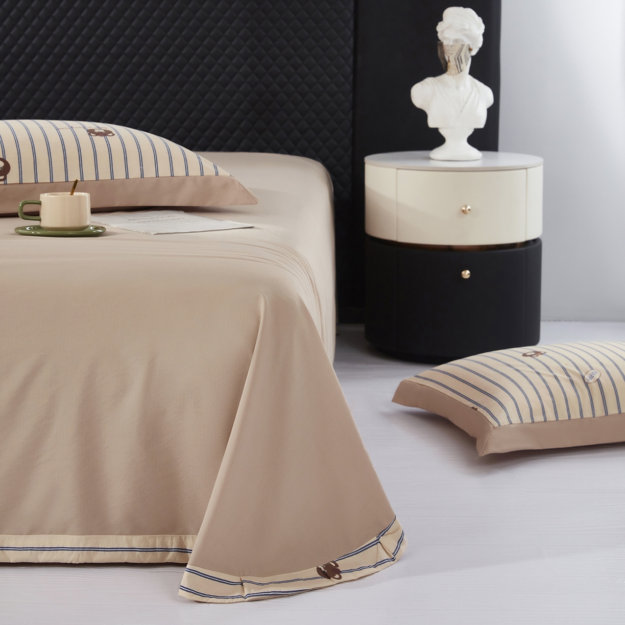 91家纺网 家纺一手货源 找家纺 网客家纺 2026新款A类凉感天丝棉夏被四件套 开心熊