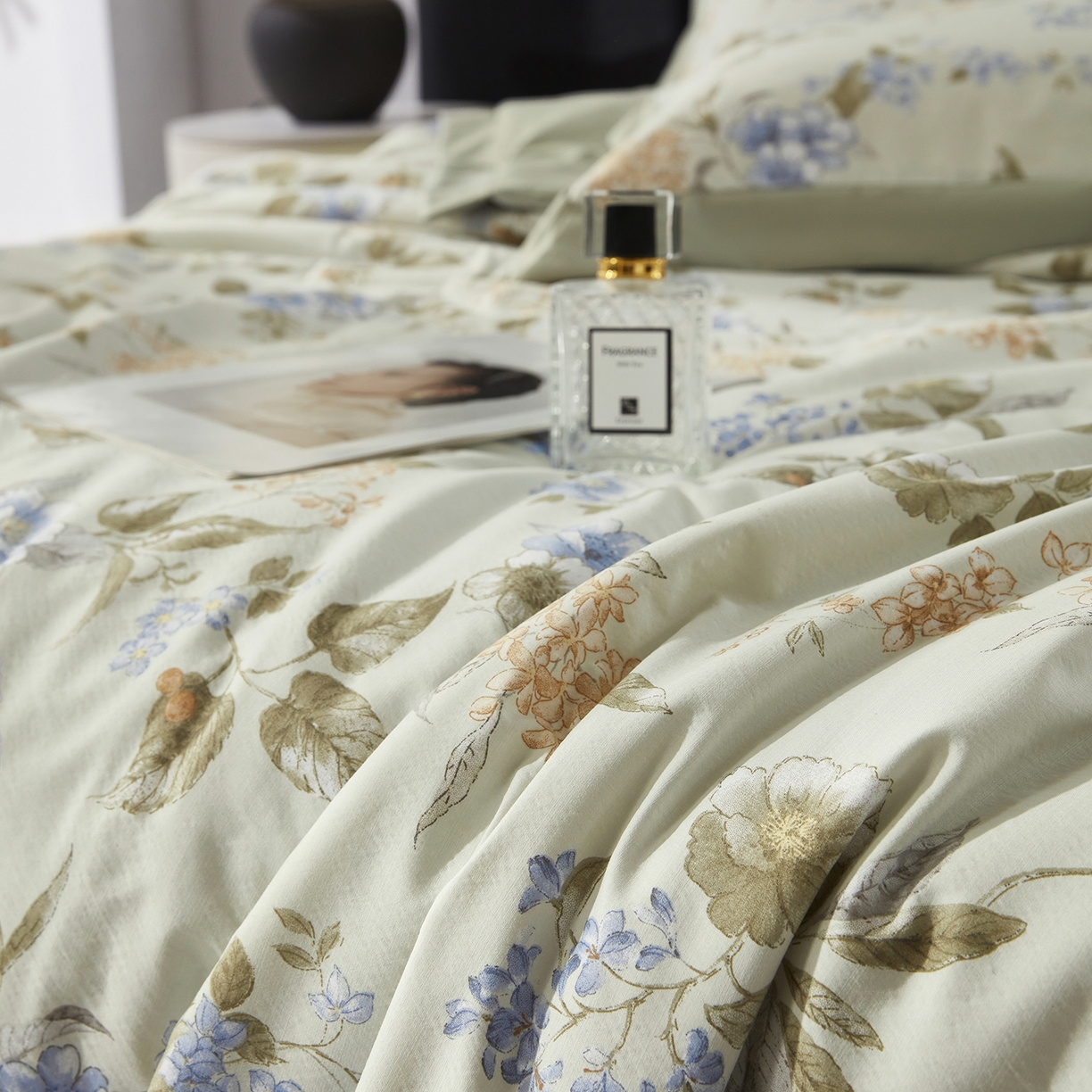 91家纺网 家纺一手货源 找家纺 网客家纺 2026新款A类凉感天丝棉夏被四件套 松香