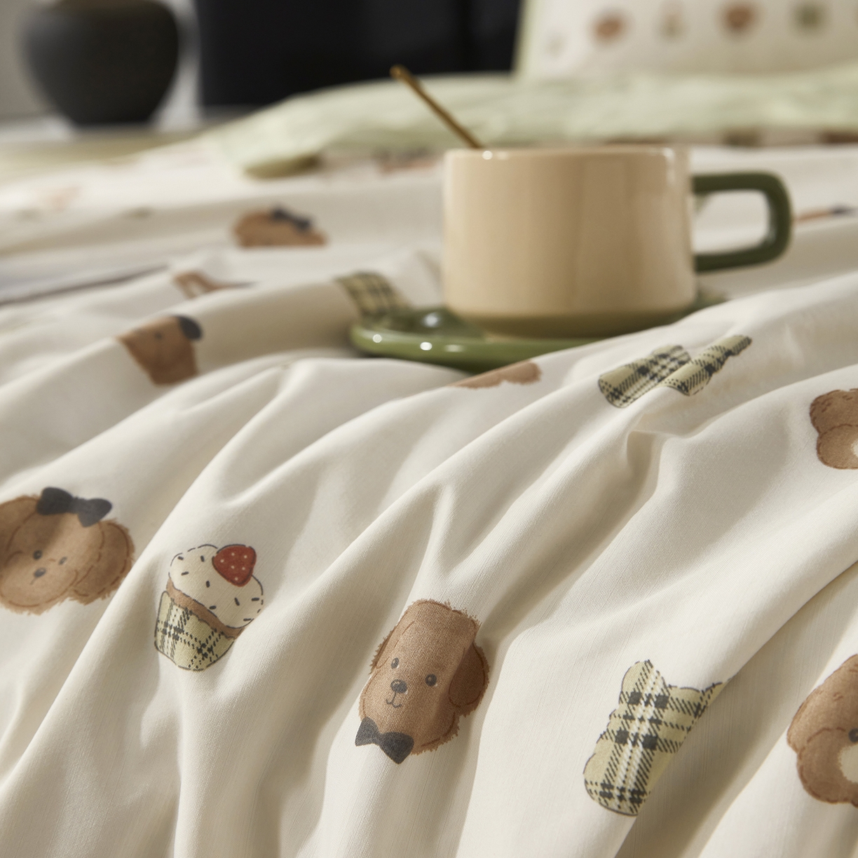 91家纺网 家纺一手货源 找家纺 网客家纺 2026新款A类凉感天丝棉夏被四件套 甜点熊