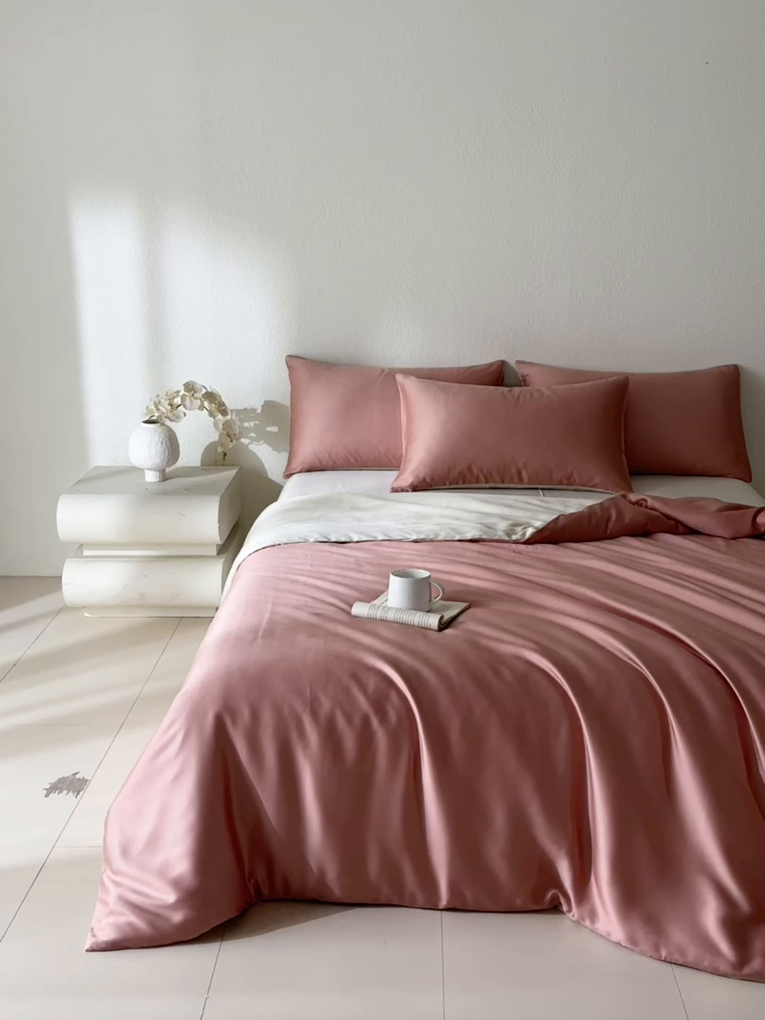 91家纺网 家纺一手货源 找家纺 禾时 2026新款60支奥地利兰精双拼纯色天丝四件套 芝芝桃桃-极地白