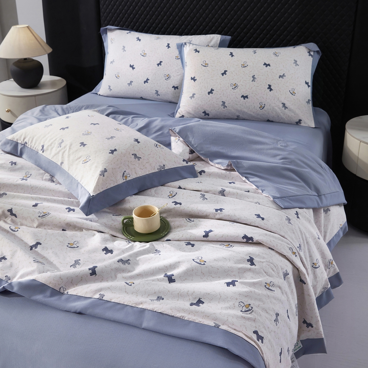 91家纺网 家纺一手货源 找家纺 网客家纺 2026新款A类凉感天丝棉夏被四件套 小木马