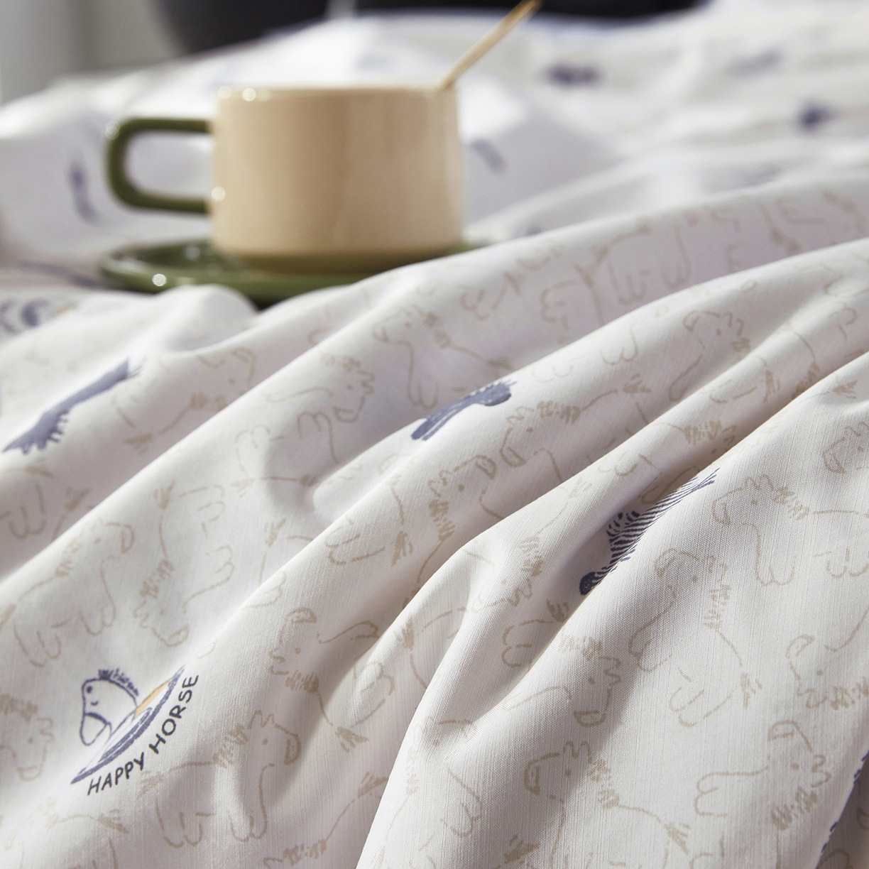 91家纺网 家纺一手货源 找家纺 网客家纺 2026新款A类凉感天丝棉夏被四件套 小木马