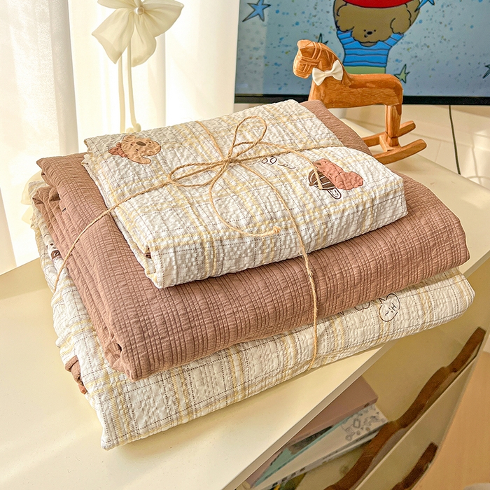 91家纺网 家纺一手货源 找家纺 （总）仟网汇 2026新款简单款泡芙纱印花四件套