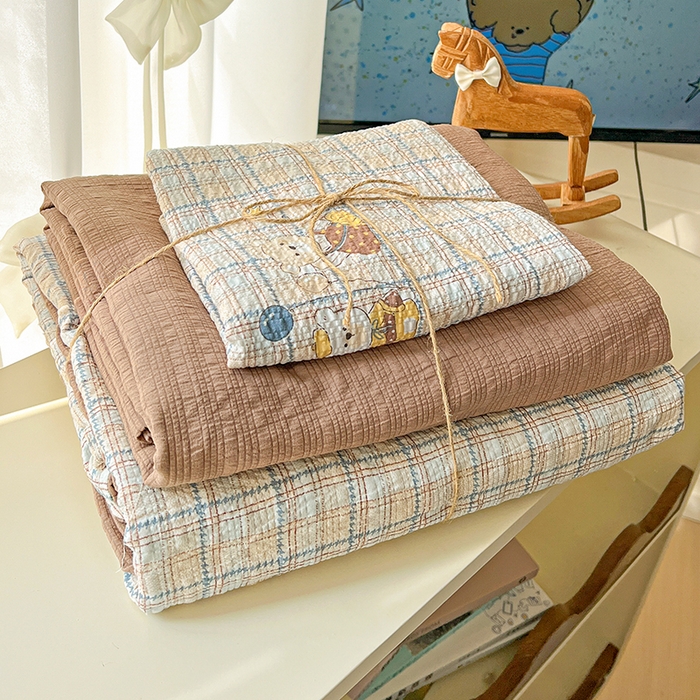 91家纺网 家纺一手货源 找家纺 （总）仟网汇 2026新款简单款泡芙纱印花四件套