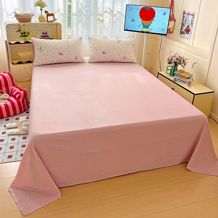 91家纺网 家纺一手货源 找家纺 仟网汇 2026新款简单款泡芙纱印花四件套 草莓兔语