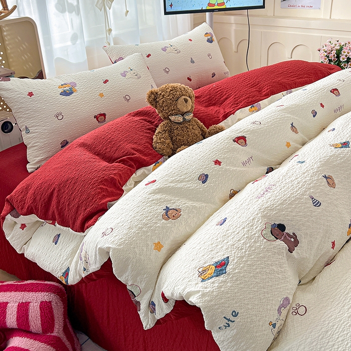 91家纺网 家纺一手货源 找家纺 仟网汇 2026新款简单款泡芙纱印花四件套 萌星奇遇