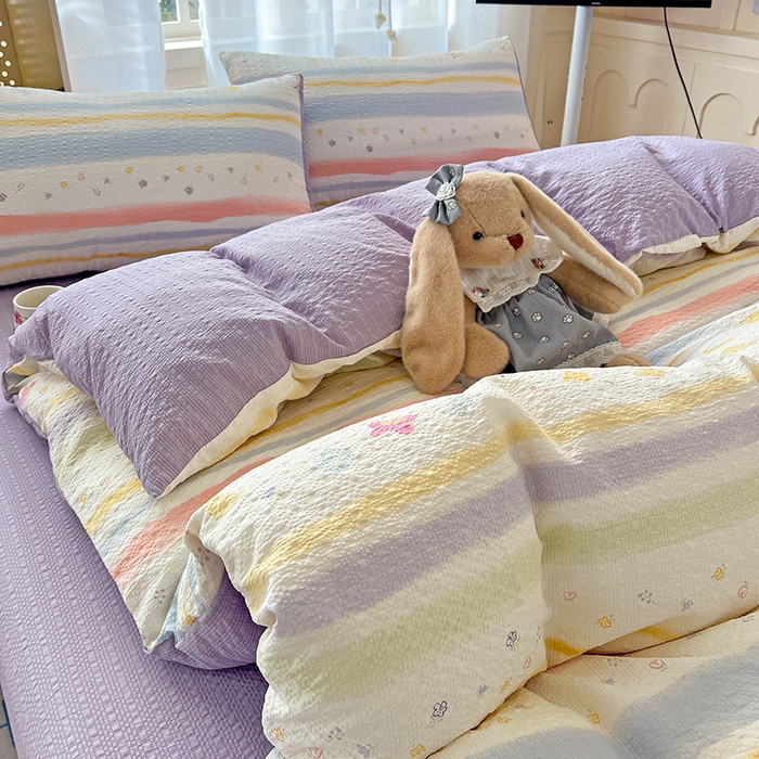 91家纺网 家纺一手货源 找家纺 仟网汇 2026新款简单款泡芙纱印花四件套 梦幻蝶影