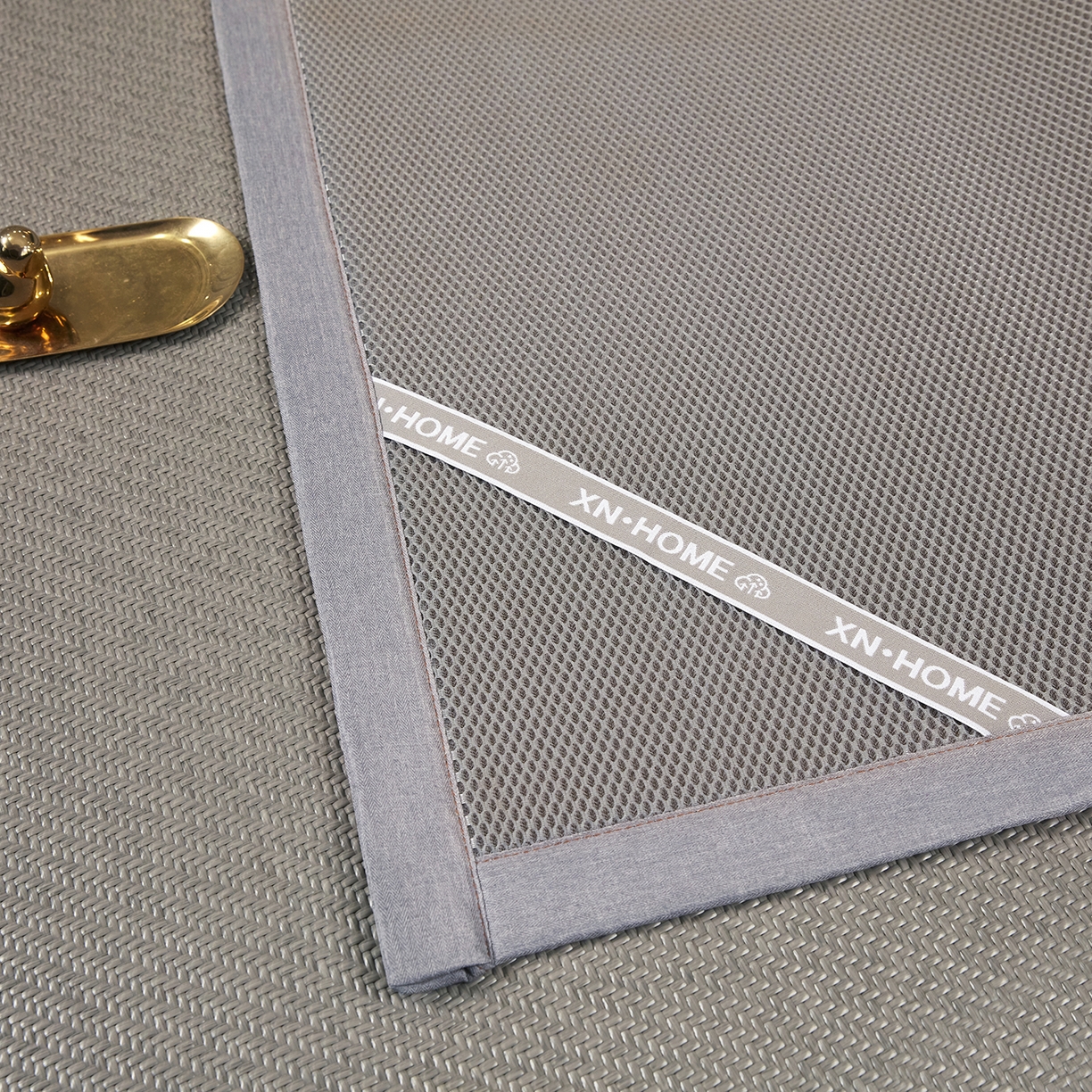 91家纺网 家纺一手货源 找家纺 网客家纺 2026新款Romanee雪藤凉感席 灰色