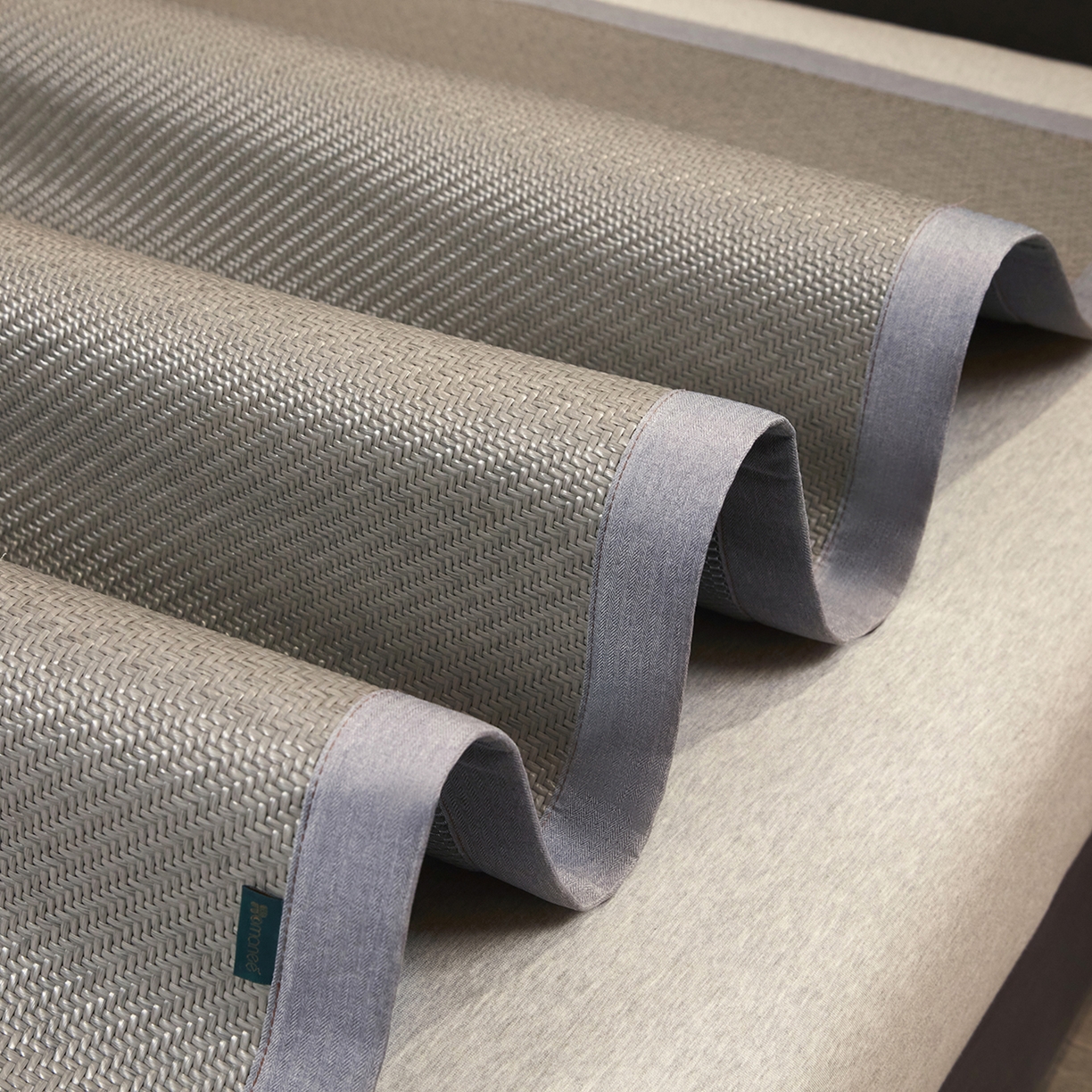 91家纺网 家纺一手货源 找家纺 网客家纺 2026新款Romanee雪藤凉感席 灰色