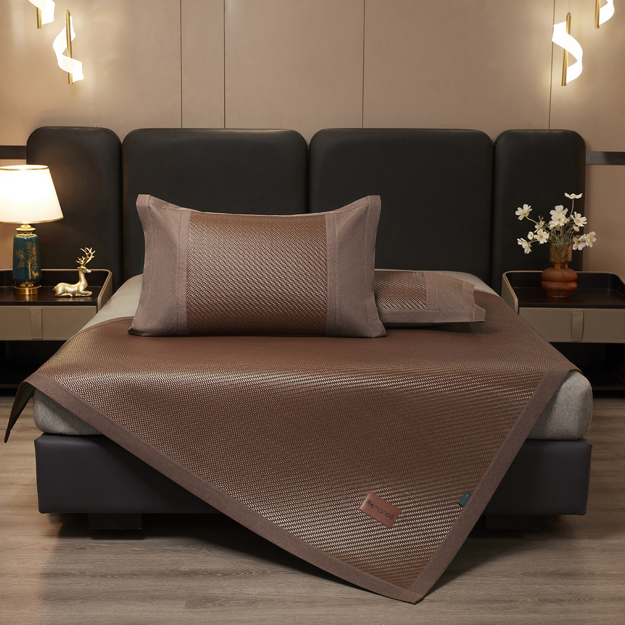 91家纺网 家纺一手货源 找家纺 网客家纺 2026新款Romanee雪藤凉感席 咖色