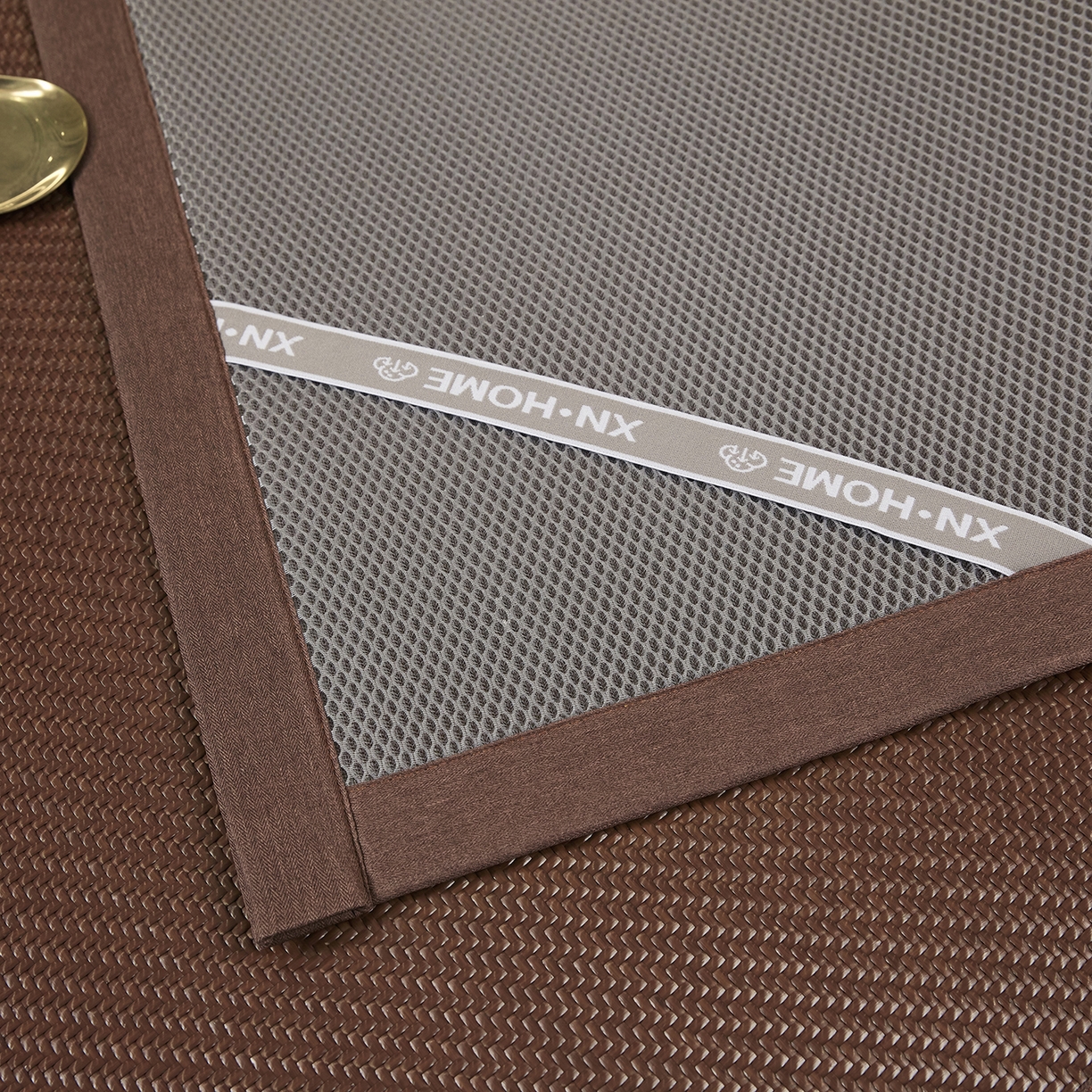 91家纺网 家纺一手货源 找家纺 网客家纺 2026新款Romanee雪藤凉感席 咖色