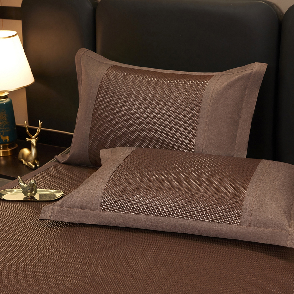 91家纺网 家纺一手货源 找家纺 网客家纺 2026新款Romanee雪藤凉感席 咖色