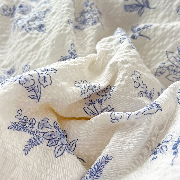 91家纺网 家纺一手货源 找家纺 仟网汇 2026新款简单款泡芙纱印花四件套 青花集