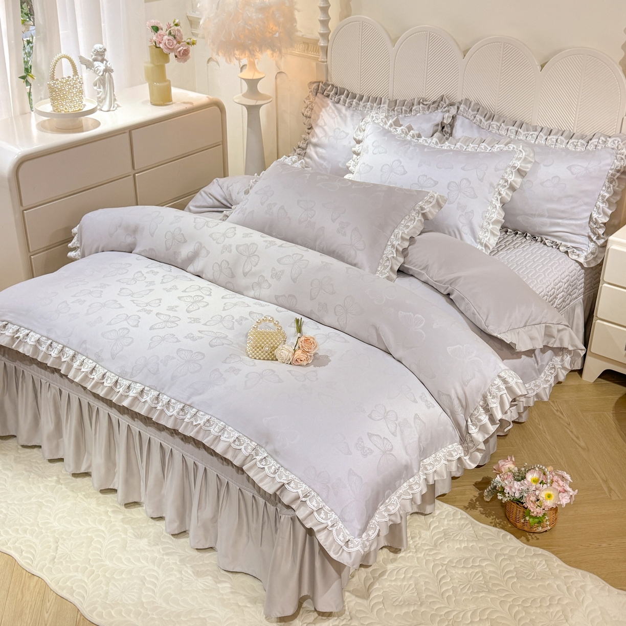 91家纺网 家纺一手货源 找家纺 优贝家纺 2026春夏新款提花水洗天丝冰丝天丝韩版夹棉床盖四件套 蝶舞-绅士灰