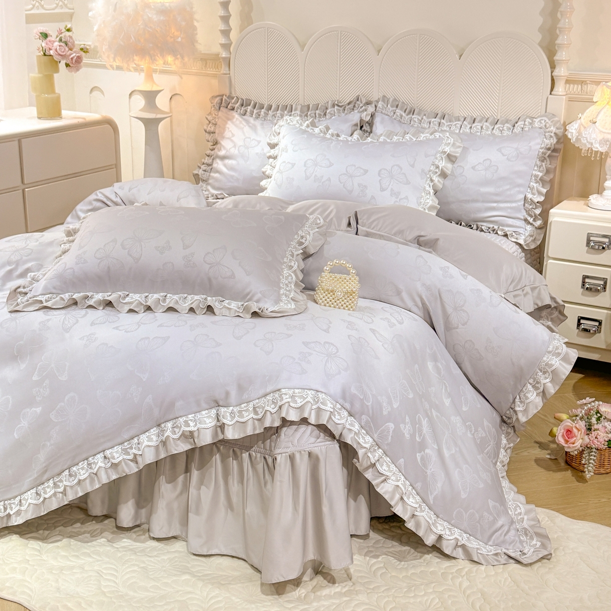 91家纺网 家纺一手货源 找家纺 优贝家纺 2026春夏新款提花水洗天丝冰丝天丝韩版夹棉床盖四件套 蝶舞-绅士灰