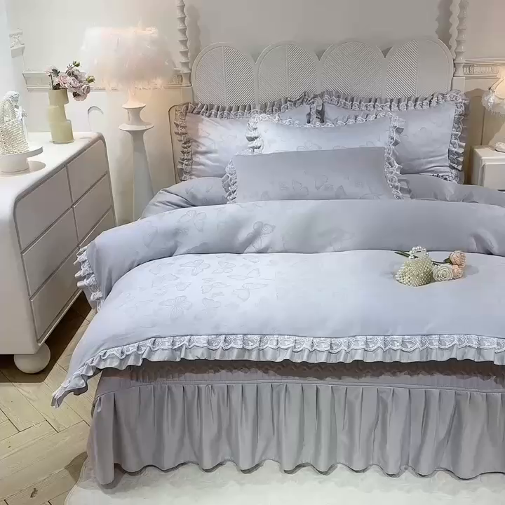 91家纺网 家纺一手货源 找家纺 优贝家纺 2026春夏新款提花水洗天丝冰丝天丝韩版夹棉床盖四件套 蝶舞-绅士灰