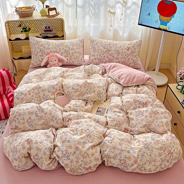 91家纺网 家纺一手货源 找家纺 仟网汇 2026新款简单款泡芙纱印花四件套 诗意柔