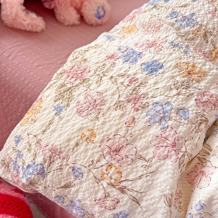 91家纺网 家纺一手货源 找家纺 仟网汇 2026新款简单款泡芙纱印花四件套 诗意柔