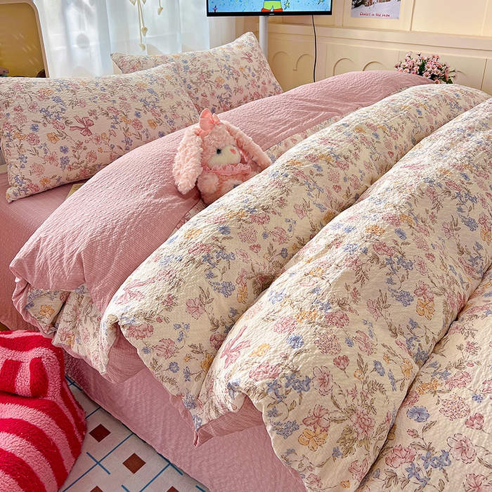 91家纺网 家纺一手货源 找家纺 仟网汇 2026新款简单款泡芙纱印花四件套 诗意柔