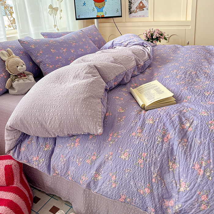 91家纺网 家纺一手货源 找家纺 仟网汇 2026新款简单款泡芙纱印花四件套 水云间