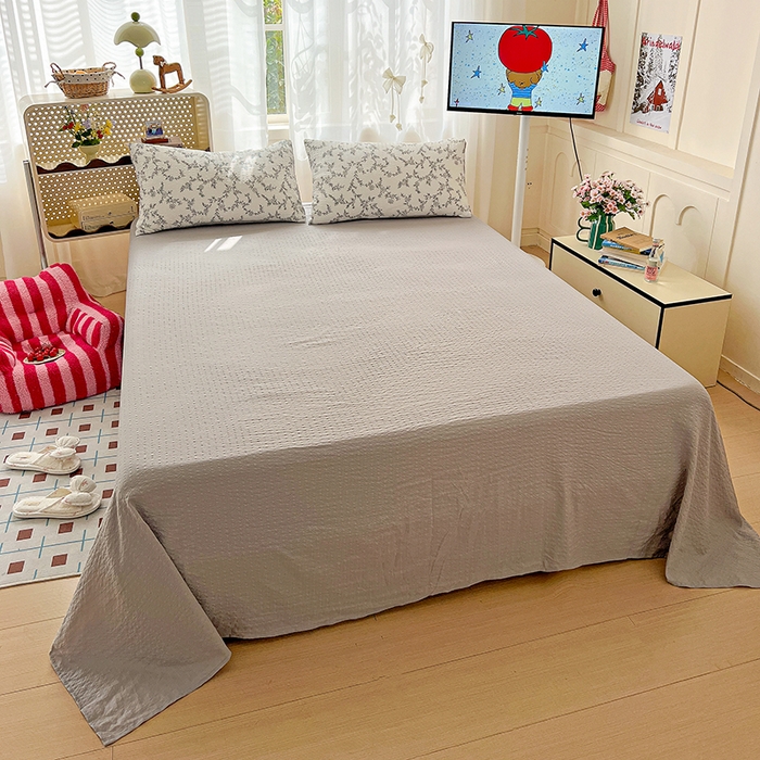 91家纺网 家纺一手货源 找家纺 仟网汇 2026新款简单款泡芙纱印花四件套 线条画