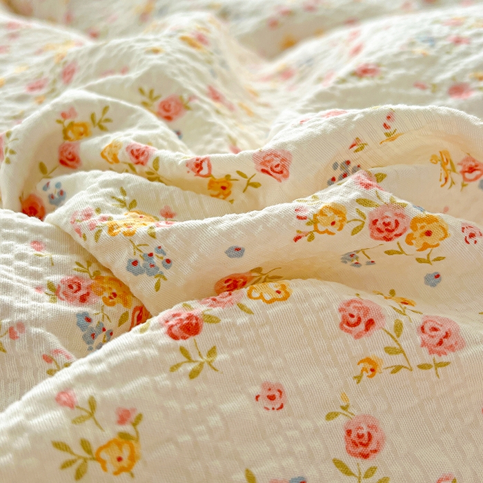 91家纺网 家纺一手货源 找家纺 仟网汇 2026新款简单款泡芙纱印花四件套 心愿