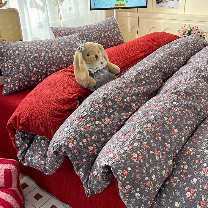 91家纺网 家纺一手货源 找家纺 仟网汇 2026新款简单款泡芙纱印花四件套 胭花集